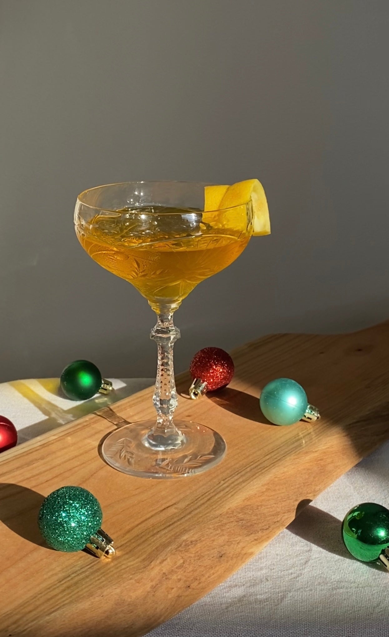 Saffron Gin Martini - Lemonfair Saffron Co.